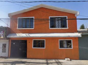 Casa de 3 habitaciones, Ecatepec de Morelos · Casa en Venta en Rio de Luz