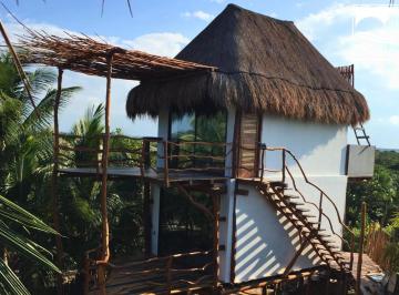 Edificio · 160m² · 4 Recámaras · 1 Estacionamiento · Eco Hotel Boutique con Vista Al Mar y La Ría en El Cuyo, Yucatán