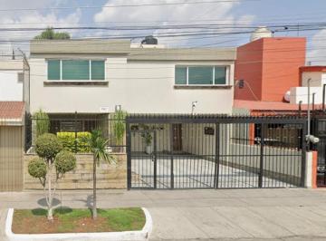 Casa de 4 habitaciones, Guadalajara · Venta de Casa en Bosques de La Victoria Guadalajara Jal