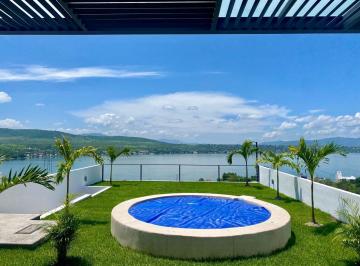 Casa · 185m² · 3 Recámaras · 3 Estacionamientos · Casa Nueva en Fraccionamiento en Tequesquitengo, Morelos.