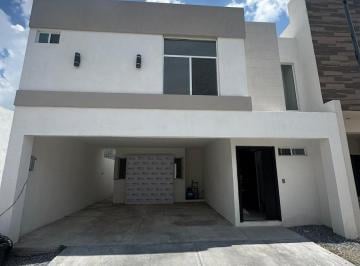 Casa · 175m² · 3 Recámaras · 2 Estacionamientos · Casa en Venta, Fracc Praderas