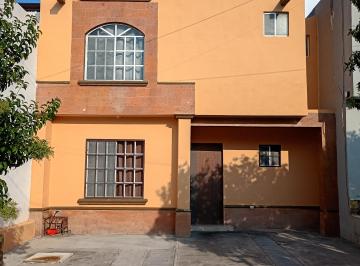 Frente · Renta Casa Fraccionamiento Lomas del Valle