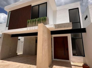 Casa · 199m² · 3 Recámaras · 2 Estacionamientos · Casa en Venta en Mérida, Aire Puro Residencial, Carr Merida Progreso, Lista