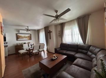 Casa de 4 habitaciones, Monterrey · Casa en Venta en Privadas de La Silla