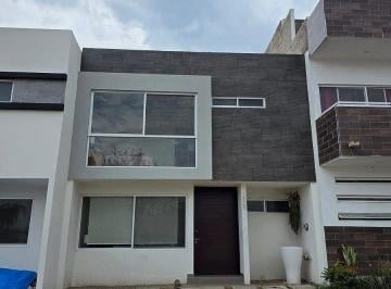 646809164fa0469484956b7b1bc3ada6d214e21b24cfe7a2df81eb56bf8aa9eb · Casa Nueva en Casa Fuerte Residencial
