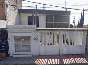 Casa de 3 habitaciones, Ecatepec de Morelos · Casa en Venta, Colonia Boulevares Ecatepec, por Remate, Excelente Oportunidad