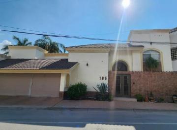 1 · Casa en Venta con Terraza y Alberca en Residencial Campestre La Rosita, Torreón, Coahuila