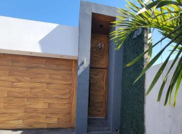 Casa · 2 Recámaras · 2 Estacionamientos · Casa en Fraccionamiento Valle Alto