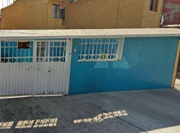 Casa de 2 habitaciones, Cuautitlán Izcalli · Casa en Venta, Colonia La Quebrada, por Remate, Excelente Oportunidad