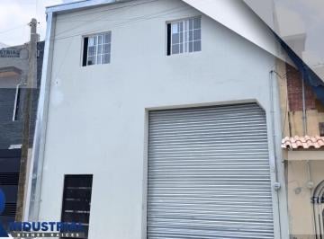 Bodega comercial · 160m² · 1 Estacionamiento · Bodega en Renta en Monterrey