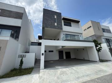 Casa · 250m² · 3 Recámaras · 3 Estacionamientos · Casa en Venta en Los Linos, El Barrial, Santiago, Nuevo Leon