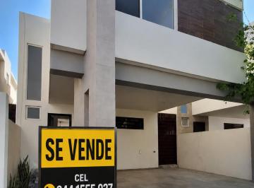 Casa de 3 habitaciones, Saltillo · Se Vende Casa, en Lenna Residencia, Zona Norte, Saltillo, Coah. a Solo Min de Valdes Sanchez