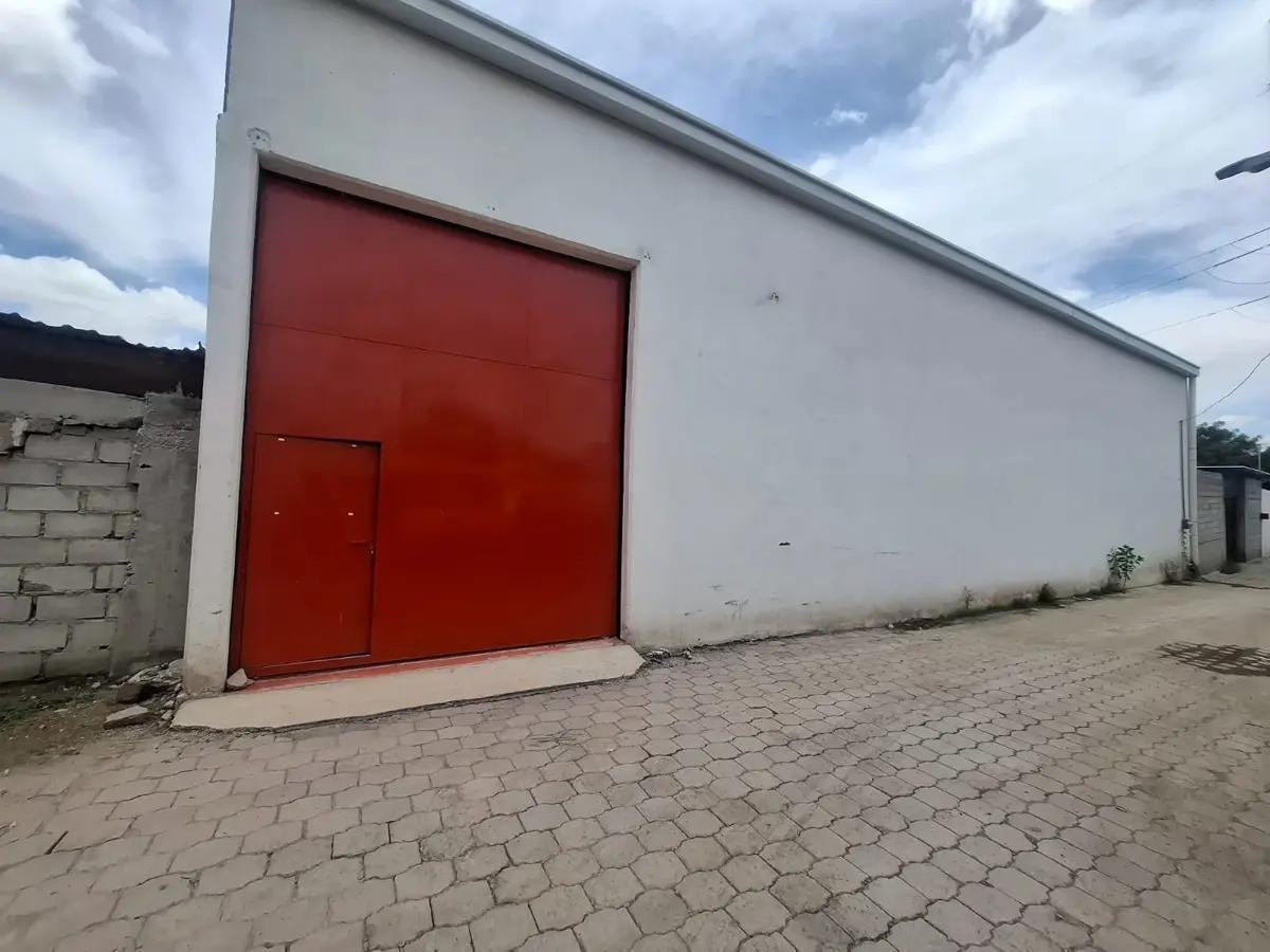Industrial Warehouse for Sale in Loma Bonita, Querétaro, with Metal Gate
