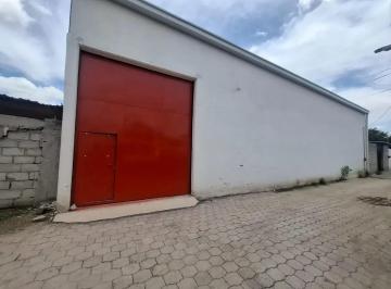 1 · Bodega Industrial en Venta en Loma Bonita, Querétaro, con Portón Metálico