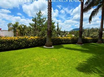 Casa · 600m² · 3 Recámaras · 3 Estacionamientos · Casa en Bosque Esmeralda