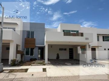 Casa · 190m² · 4 Recámaras · 2 Estacionamientos · Casa en Renta en Coto Diamante