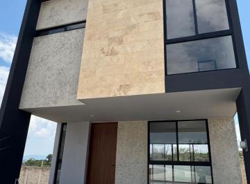 Casa de 3 habitaciones, Zapopan · Casa en Venta en Capital Norte, Coto Nara