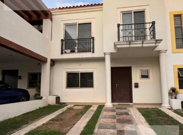 Casa · 127m² · 3 Recámaras · 2 Estacionamientos · Casa en Mediterraneo Residencial, Mazatlán, Sinaloa.