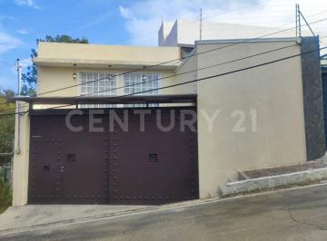 Casa · 283m² · 4 Recámaras · 1 Estacionamiento · Casa en Renta –, Cuajimalpa de Morelos, Ciudad de México