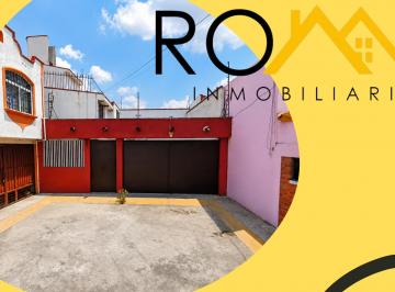 Casa de 3 habitaciones, Toluca · Casa de 214 m² con 3 Dorm. en Venta en Paseos santín.¡Inmueble Adjudicado!