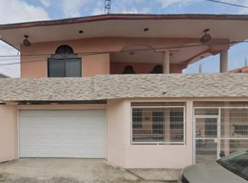 Casa de 4 habitaciones, Comalcalco · Hermosa Casa en Venta Ubicada en Comacalco, Tabasco