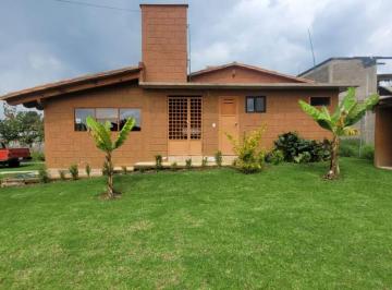 Casa de 2 habitaciones, Valle de Bravo · Renta de Casa Nueva con Amplio Jardín