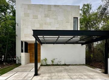 Casa de 3 habitaciones, Solidaridad · Casa en Senderos Norte, Playa del Carmen | 286 m², Alberca y Entrega Inmediata