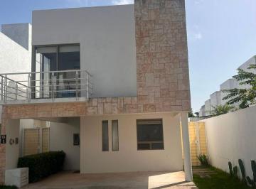 Casa de 3 habitaciones, Solidaridad · Se Renta Casa Amueblada de 3 Recámaras en Residencial Bali
