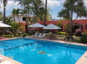 Villa · 3540m² · 13 Recámaras · 20 Estacionamientos · Hotel en Venta en Morelos