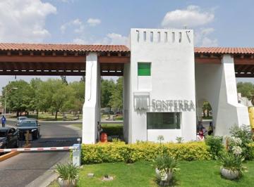 Casa · 106m² · 3 Recámaras · 2 Estacionamientos · Casa en Venta en Fraccionamiento Sonterra, Querétaro.