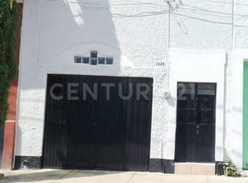 Casa · 70m² · 1 Recámara · Casa Duplex en Renta en Colonia Mexicaltzngo.