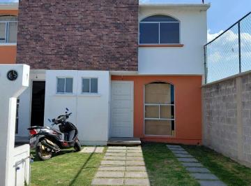 Casa · 73m² · 2 Recámaras · 2 Estacionamientos · Casa en Venta en El Buen Suceso Santiago Tianguistenco