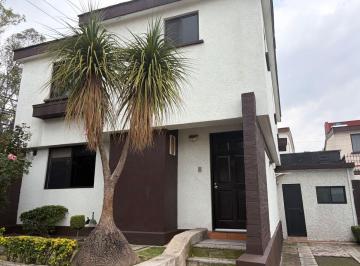 Casa de 3 habitaciones, Naucalpan de Juárez · Casa en Venta en Privada con Excelente Ubicación