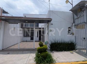 Casa · 150m² · 4 Recámaras · 1 Estacionamiento · Casa en Renta en Colonia Bosques de México, Tlalnepantla, Edo. México.