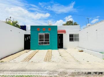 Casa · 160m² · 2 Recámaras · 2 Estacionamientos · Casa en Venta en Ciudad Caucel