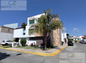 Casa · 319m² · 4 Recámaras · Casa Usada en Venta La Moraleja, Pachuca, Hgo.