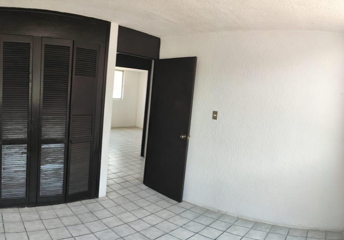 House - Plazas del Sol 1st Section