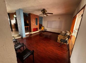Casa de 6 habitaciones, Zapopan · Casa Amplia Ideal Para Oficinas, Consultorios, Spa, Co - Working, Ubicada Sobre Av.