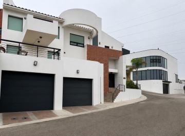 Casa · 430m² · 6 Recámaras · 4 Estacionamientos · Casa en Renta Real del Mar Tijuana - (4)