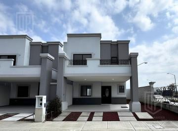 c83a6e22bf4c449e6c01411ade9cc3444cebd2fc89df978e3a21348a36ff8c65 · Casa Trebbiano en Venta en Señeros Residencial