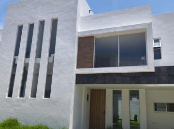 Casa de 3 habitaciones, San Pedro Cholula · Excelente Oportunidad Casa en Venta en San Andres Cholula con 3 Recámaras con Baño Completo, Roof