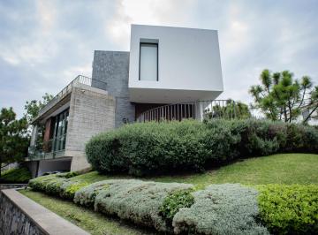 Casa en condominio de 3 habitaciones, Zapopan · Residencia de Lujo con Alberca y Espectaculares Vistas