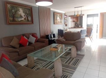 Casa de 4 habitaciones, Guadalajara · Casa en Venta Jardines Alcalde