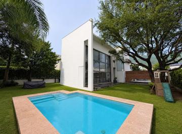 Casa de 3 habitaciones, Monterrey · Casa en Renta en Monterrey Zona Sur Carretera Nacional La Herradura
