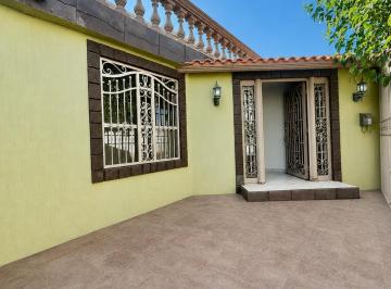 N/A · Casa en Venta con 9 Paneles y Rec en Planta Baja a 2 Min de Cibeles