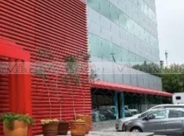 Oficina · 108m² · 4 Estacionamientos · Oficina en Renta en Zona Montebello