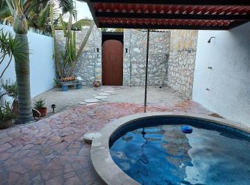 3c66b35350c205a4fe737f6de4660bdf20c398749fb90d97674b424db6b6f8ce · Venta Casa con Paneles Solares en Chicxulub Puerto, Yucatán, a 1 Esquina del Mar