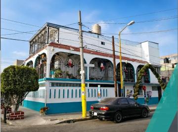 1 · Casa de 3 Niveles en Venta en Ejército de Oriente, Iztapalapa