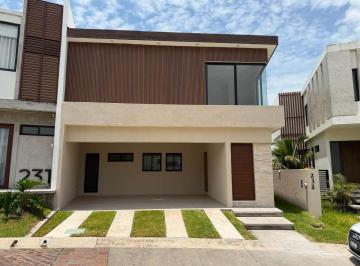 Casa de 4 habitaciones, Alvarado · Casa Recámara en Planta Baja en Venta en Fracc. Punta Tiburón. Alvarado, Veracruz