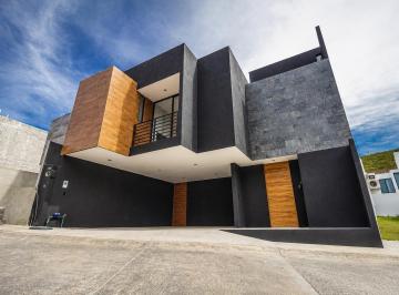 Casa · 416m² · 4 Recámaras · 2 Estacionamientos · Casa en Venta en Lomas de Chaultepec